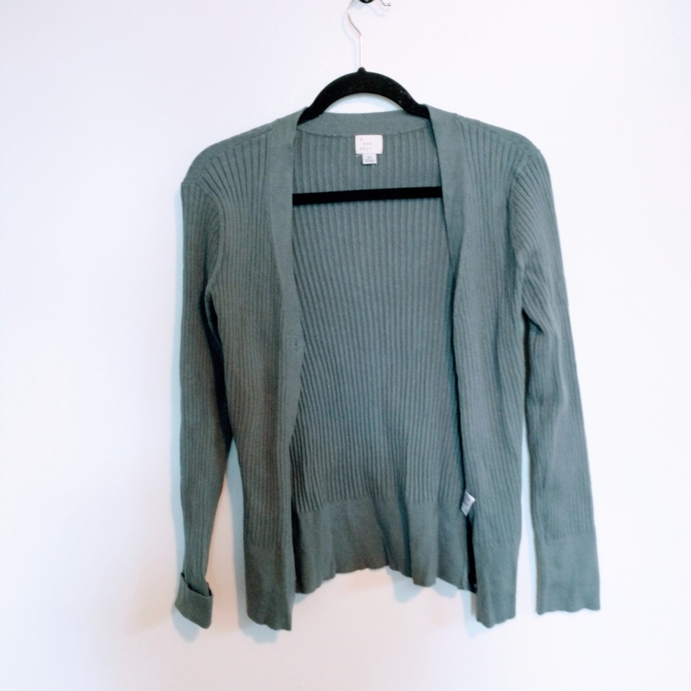 A new day ribbed green grey cardigan size xs